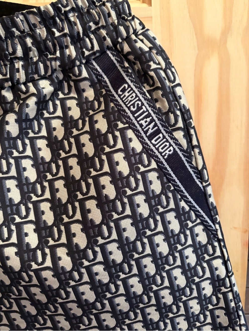 FASHION Women’s Navy and White Logo Shorts - Picture 4 of 7